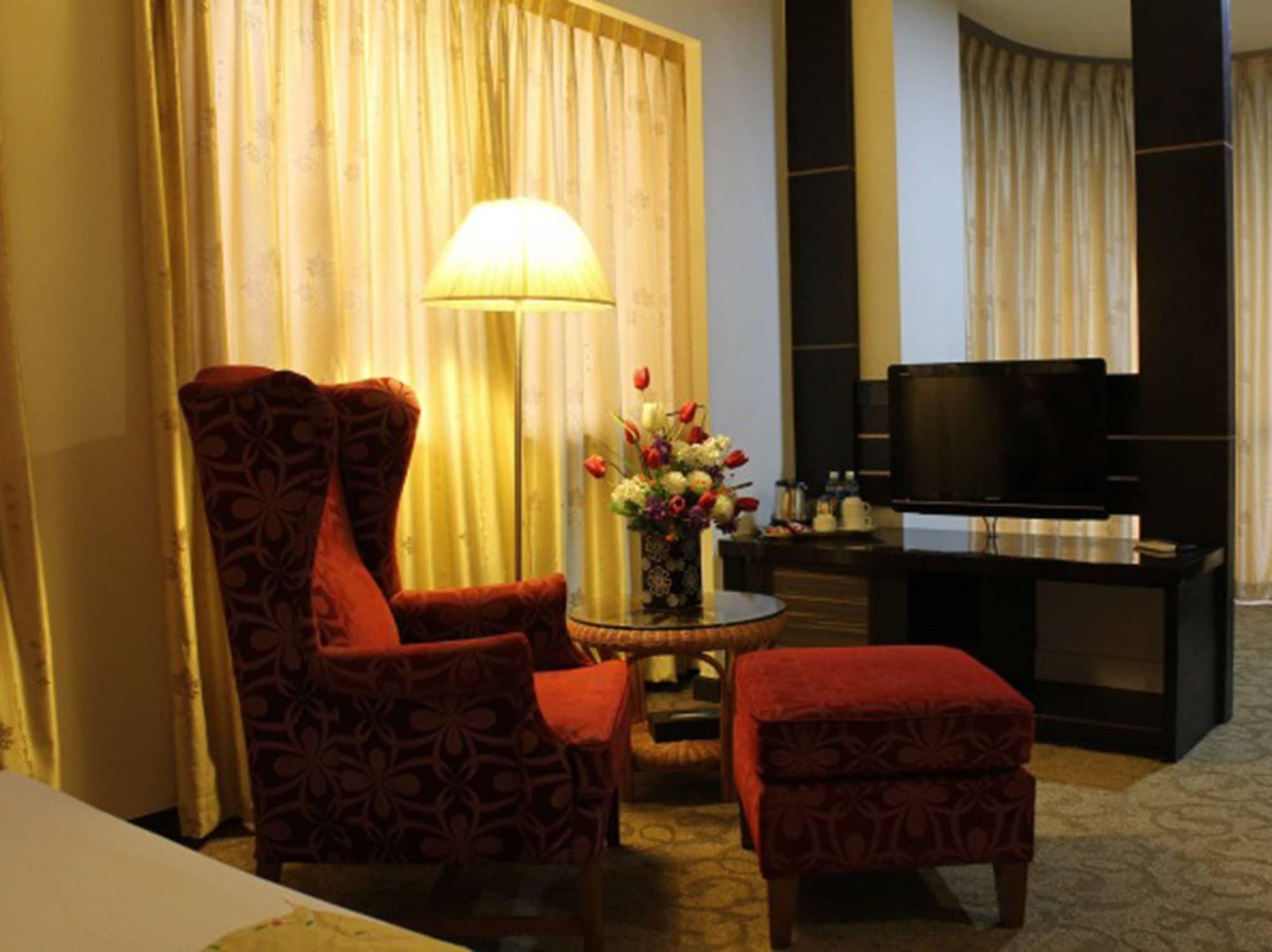Good Hope Hotel Секудаи Экстерьер фото