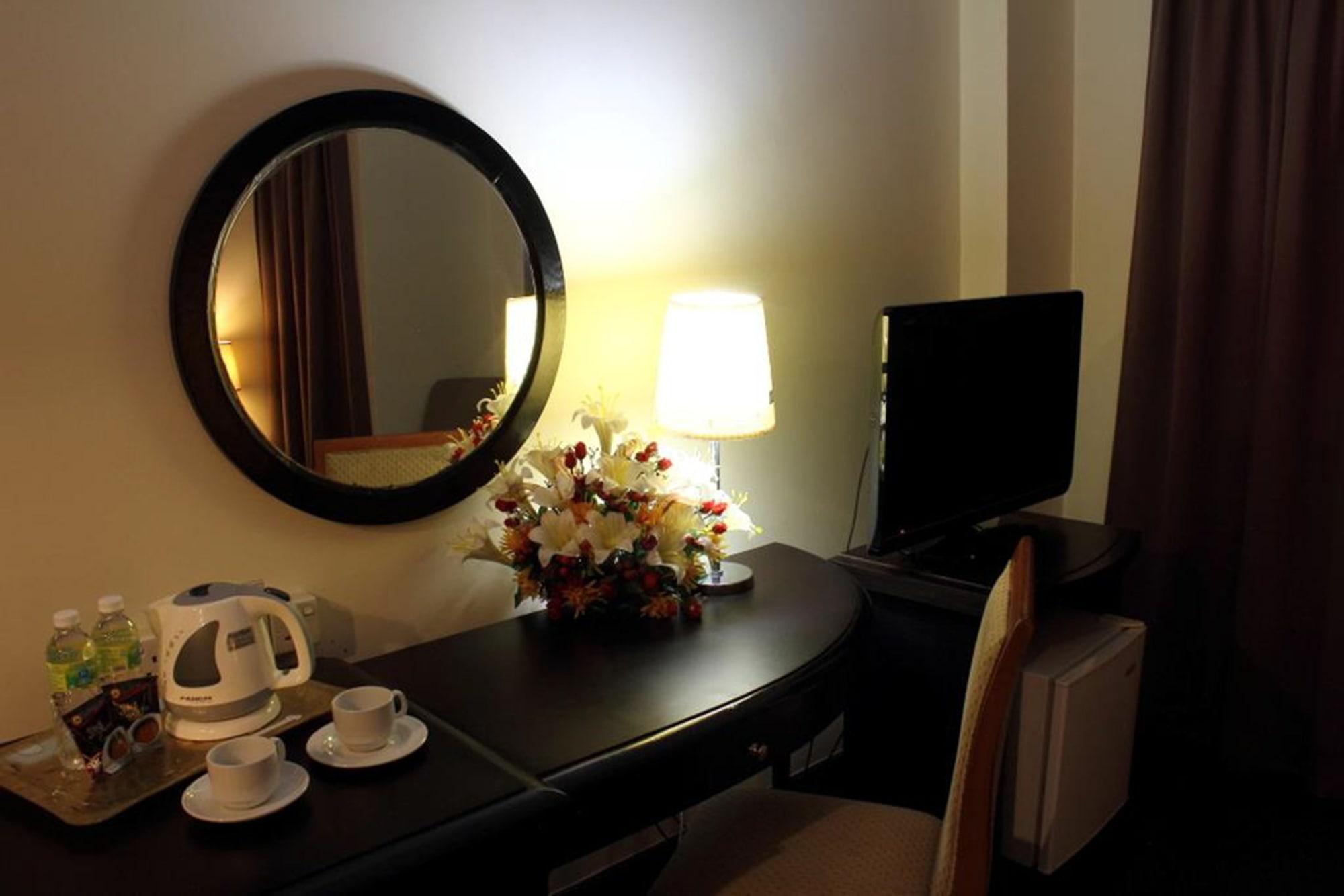 Good Hope Hotel Секудаи Экстерьер фото